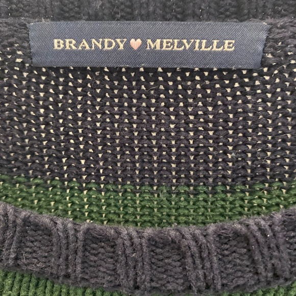 Brianna Brandy Melville Sweater - Picture 2 of 2